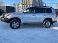 2012 Toyota Land Cruiser 200 Series Рестайлинг 1, серебристый, 7000000 рублей - вид 1