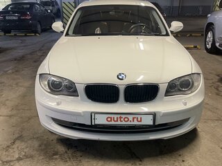 2011 BMW 1 серии 116i I (E81/E82/E87/E88) Рестайлинг, белый, 890000 рублей, вид 3