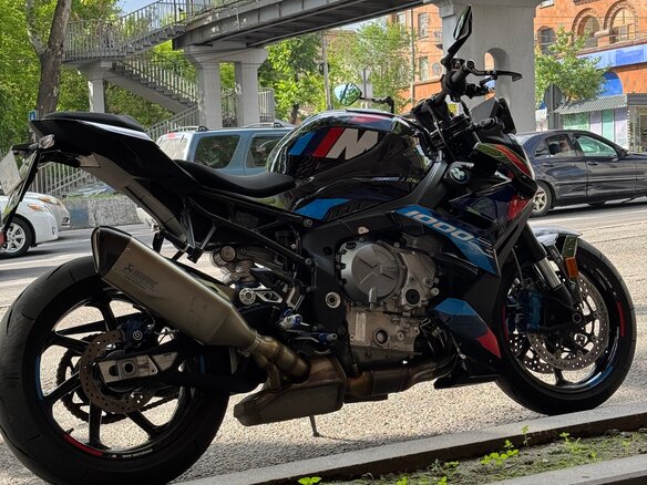 2024 BMW M 1000 R, чёрный, 2350000 рублей - вид 14