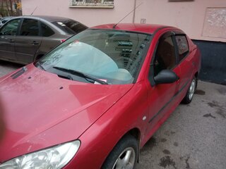 2008 Peugeot 206, красный, 250000 рублей, вид 4
