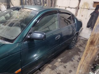 1999 Toyota Avensis I, зелёный, 500000 рублей, вид 5