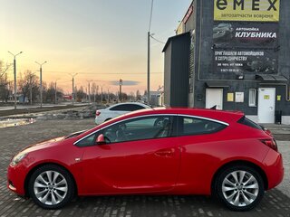 2012 Opel Astra GTC J Рестайлинг, красный, 1310000 рублей, вид 3