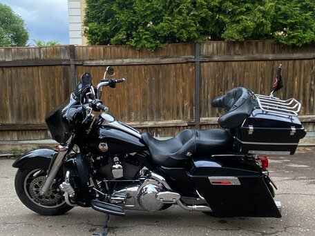 2008 Harley-Davidson Street Glide, чёрный, 700000 рублей, вид 4