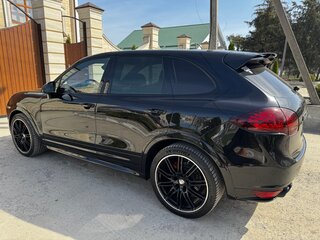 2014 Porsche Cayenne GTS II (958), чёрный, 2300000 рублей, вид 5