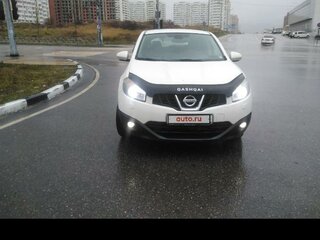 2013 Nissan Qashqai I Рестайлинг, белый, 1200000 рублей, вид 1