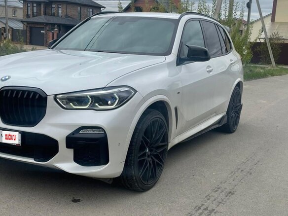 2019 BMW X5 30d IV (G05/G18), белый, 5850000 рублей - вид 1
