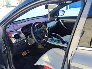 2023 Geely Coolray I, серый, 2000000 рублей, вид 2