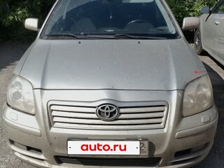 2004 Toyota Avensis II, серебристый, 282000 рублей, вид 2