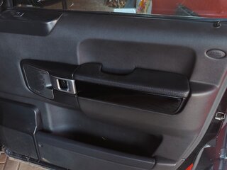 2007 Land Rover Range Rover Supercharged III Рестайлинг, чёрный, 1600000 рублей, вид 2