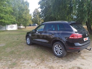 2017 Volkswagen Touareg II Рестайлинг, чёрный, 2377335 рублей, вид 5