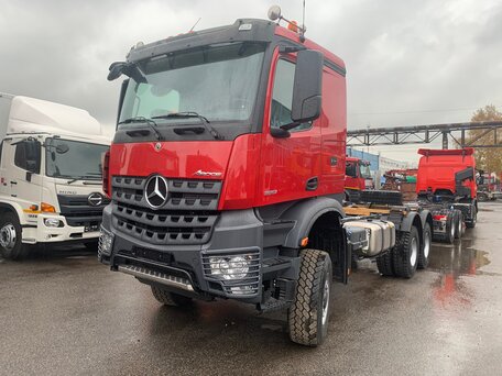 2023 Mercedes-Benz Arocs, красный, 23000000 рублей, вид 1