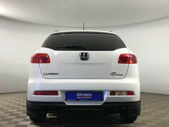 2015 Luxgen Luxgen7 SUV, белый - вид 2
