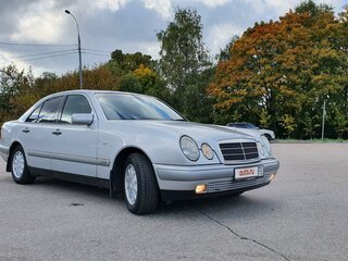 1996 Mercedes-Benz E-Класс 230 II (W210, S210), серебристый, 865000 рублей, вид 5
