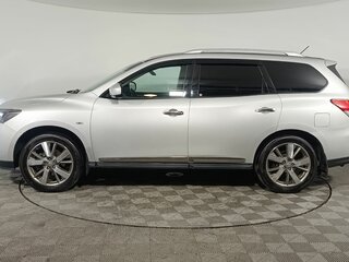 2014 Nissan Pathfinder IV, серебристый, 1540000 рублей, вид 4