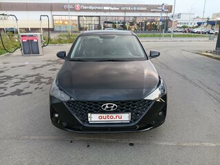 2021 Hyundai Solaris II Рестайлинг, чёрный, 1280000 рублей, вид 2