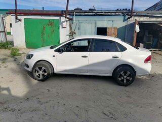 2013 Volkswagen Polo V, белый, 800000 рублей, вид 4
