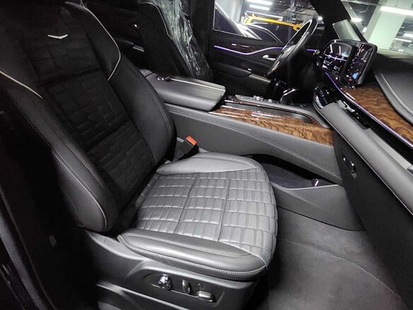 2021 Cadillac Escalade V, чёрный, 12000000 рублей - вид 3