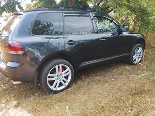 2004 Volkswagen Touareg I, чёрный, 800000 рублей, вид 4