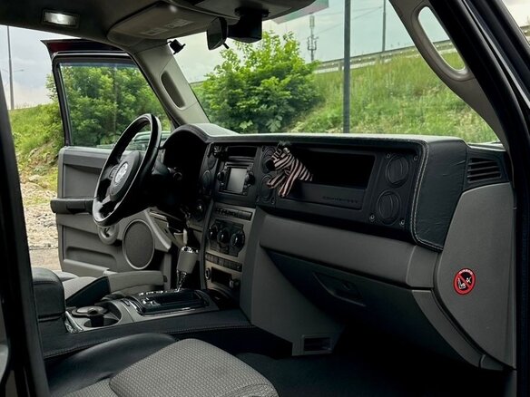 2007 Jeep Commander, чёрный, 1200000 рублей - вид 11
