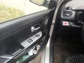 2016 Kia Rio III Рестайлинг, серебристый, 600000 рублей - вид 5