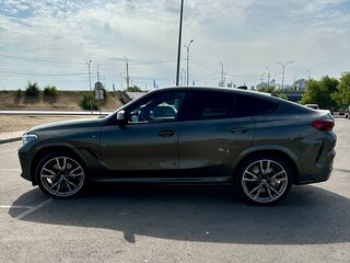 2019 BMW X6 M50i III (G06), зелёный, 7300000 рублей, вид 3