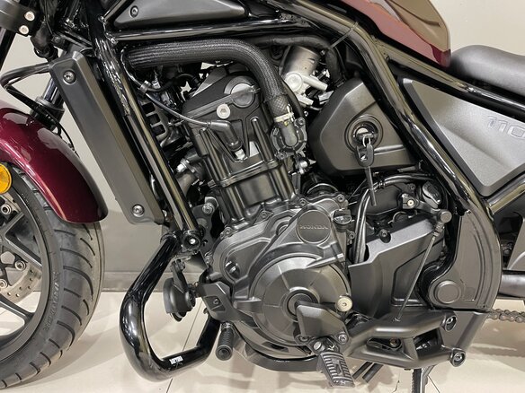 2022 Honda CMX 1100 Rebel, пурпурный, 899000 рублей - вид 9