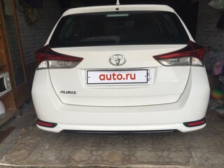 2017 Toyota Auris II Рестайлинг, белый, 1800000 рублей, вид 5
