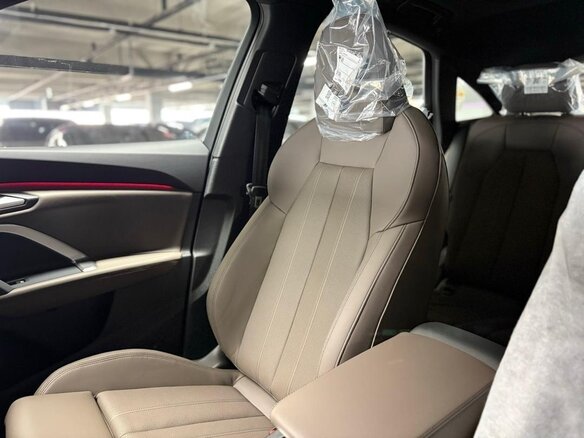 2026 Audi Q5 40 TDI III (GU), серый, 7400000 рублей - вид 11