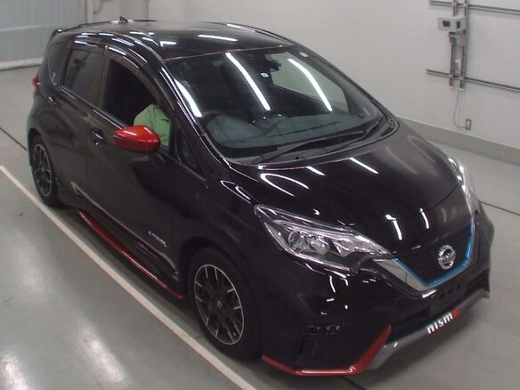 2017 Nissan Note e-Power II Рестайлинг, чёрный - вид 3