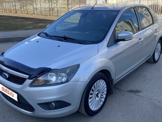 2010 Ford Focus II Рестайлинг, серебристый, 750000 рублей, вид 2