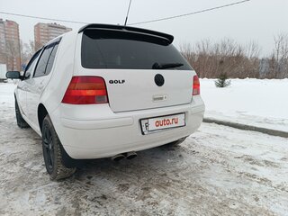 1998 Volkswagen Golf IV, белый, 400000 рублей, вид 3