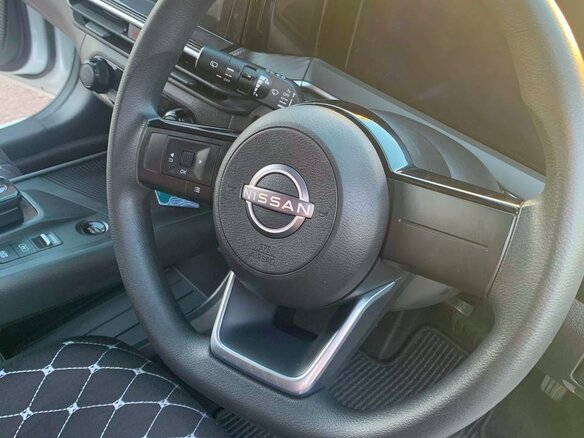 2021 Nissan Note e-Power III, белый, 1620000 рублей - вид 23
