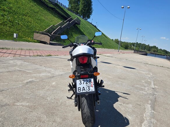 2011 Yamaha XJ6 (FZ6R), белый, 470000 рублей - вид 2