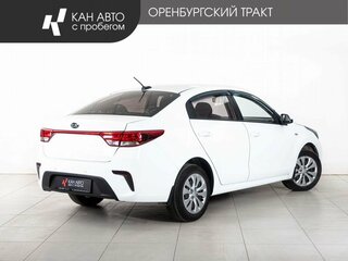 2018 Kia Rio IV, белый, 1094000 рублей, вид 3