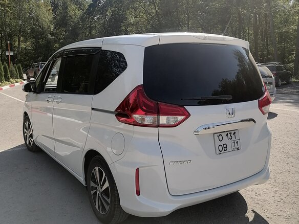 2018 Honda Freed II, белый, 1750000 рублей - вид 5