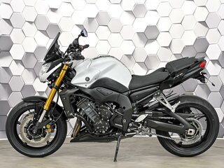 2013 Yamaha FZ8, белый, 645000 рублей, вид 4