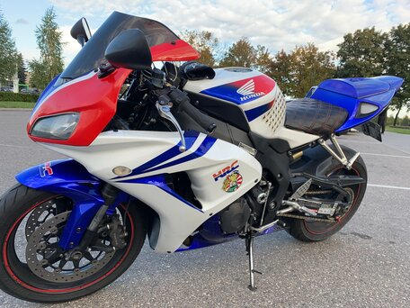 2007 Honda CBR 1000 RR/RA Fireblade, красный, 625000 рублей, вид 1