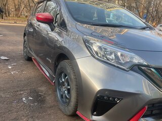 2018 Nissan Note Nismo e-Power II Рестайлинг, серый, 1630000 рублей, вид 1