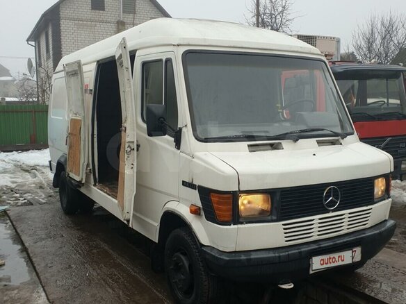 1977 Mercedes-Benz T1, белый, 500000 рублей - вид 2