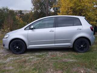 2011 Volkswagen Golf Plus II, серебристый, 1000000 рублей, вид 3