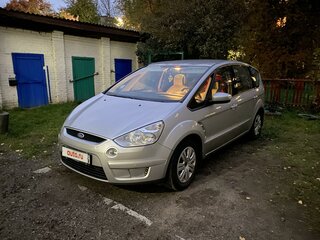 2008 Ford S-MAX I, серебристый, 970000 рублей, вид 2