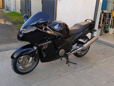 2005 Honda CBR 1100 XX, чёрный, 820000 рублей, вид 2