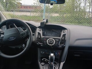 2017 Ford Focus III Рестайлинг, белый, 900000 рублей, вид 5