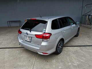 2018 Toyota Corolla Fielder XI (E160, E170) Рестайлинг 2, серебристый, 1300000 рублей, вид 4