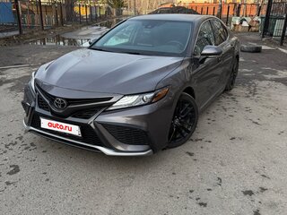 2020 Toyota Camry US Market VIII (XV70) Рестайлинг, серый, 2900000 рублей, вид 3