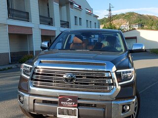 2021 Toyota Tundra CrewMax II Рестайлинг, коричневый, 8660290 рублей, вид 2