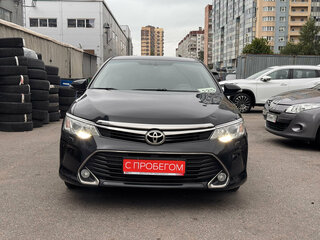 2016 Toyota Camry VII (XV50) Рестайлинг, чёрный, 1999000 рублей, вид 2
