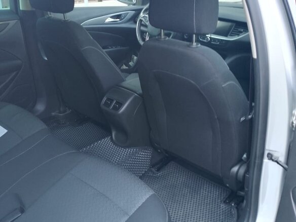 2018 Opel Insignia Country Tourer II, серый, 1650000 рублей - вид 9