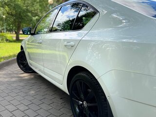 2019 Skoda Octavia III (A7) Рестайлинг, белый, 1795000 рублей, вид 4