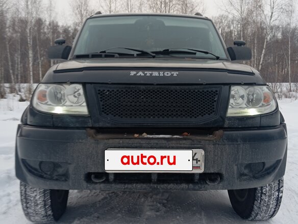 2011 УАЗ Патриот 3163 I, чёрный, 700000 рублей - вид 1